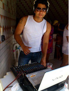DJ RAPHAEL